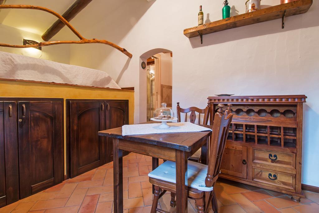 Casa Vacanze San Pantaleo Villa Eksteriør billede