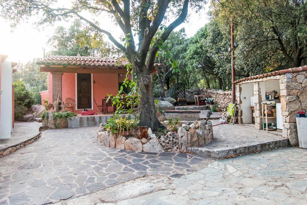 Casa Vacanze San Pantaleo Villa Eksteriør billede